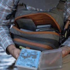 Fishpond Cross-Current Chest Pack 16 Fishpond Cross-Current Chest Pack -Rio Shop 1022593 800 auto